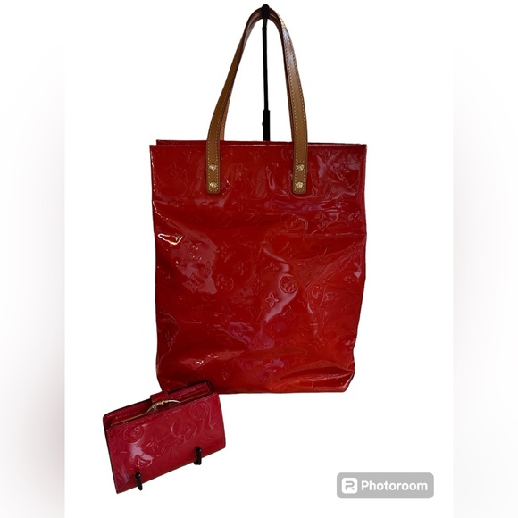 Louis Vuitton Handbags - LOUIS VUITTON Red Vernis Tote, Kisslock Vernis wallet & LV Dust Bag EUC!